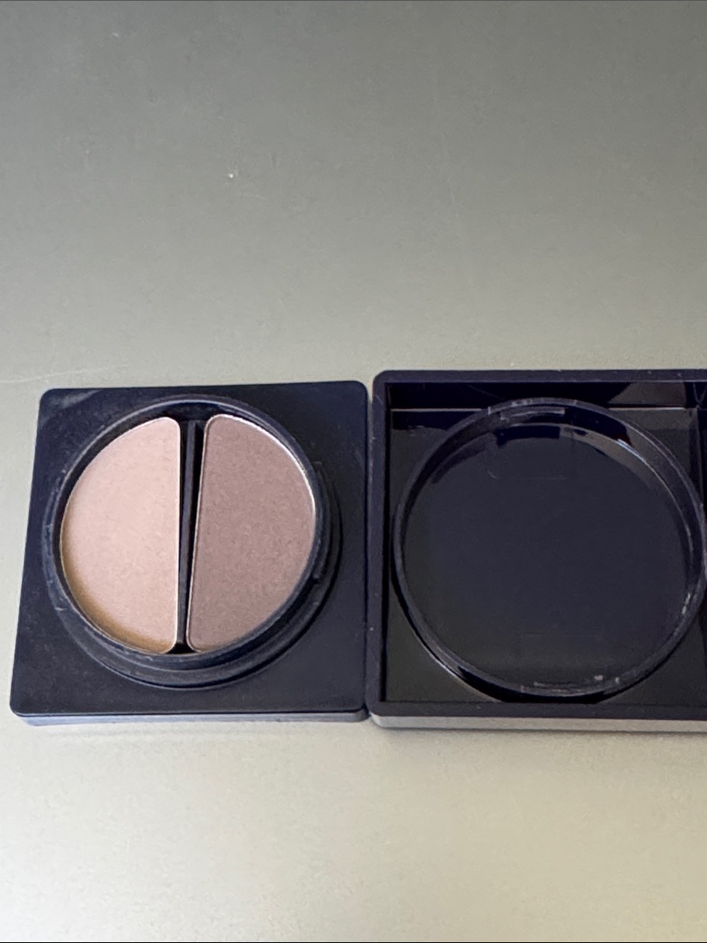 Estee Lauder Neutral Taupe & Beige Eyeshadow Duo